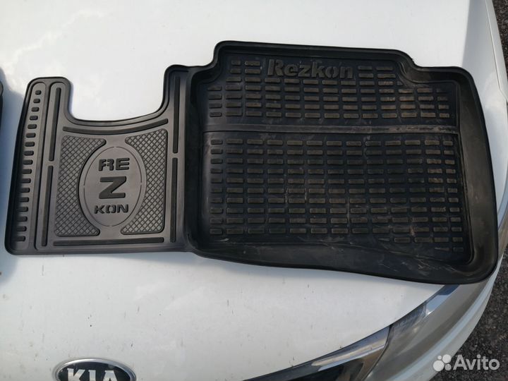 Автомобильные коврики KIA RIO