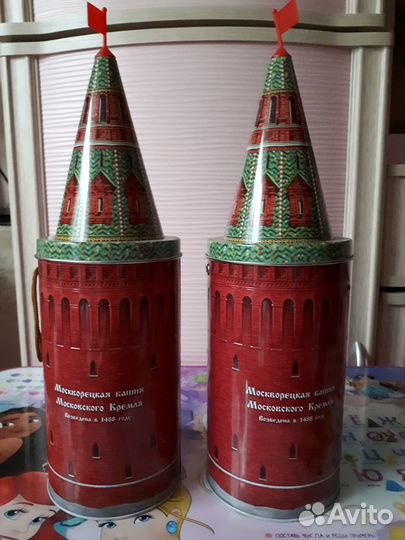 Подарочная новогодняя коробка