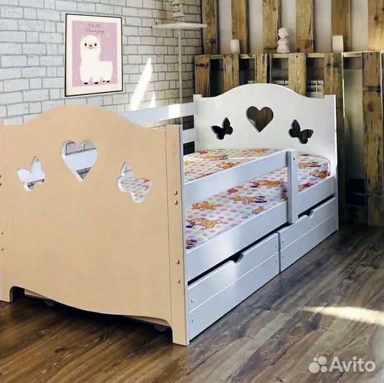 Кроватка для малыша сингл с бортиком берёза