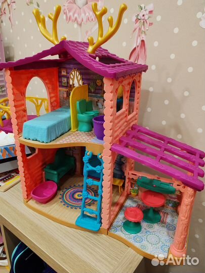 Домик Данессы Олении