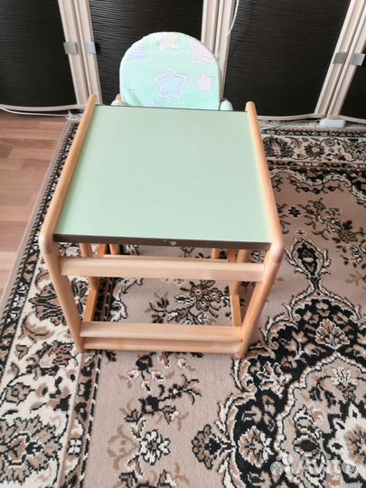 Стульчик для кормления