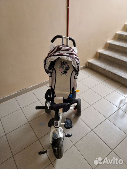 Детский трехколесный велосипед