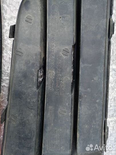 Накладка противотуманной фары Audi A4 B8