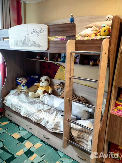 Двухъярусная кровать бу с матрасами