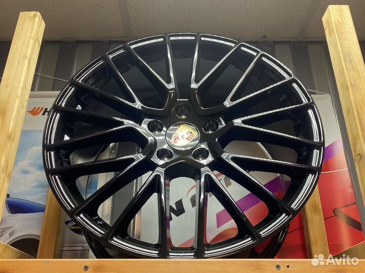 Porshe Cayenne r 21 разно широкие