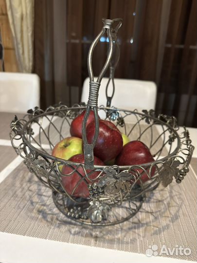 Ваза для фруктов