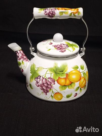 Чайник эмалированный новый 2. 5 л