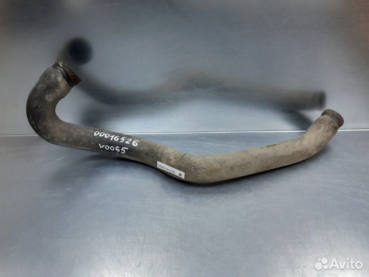 Патрубок радиатора Audi 100 C4 1991-1994