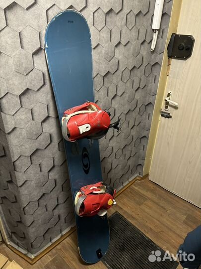 Сноуборд solomon с креплениями комплект