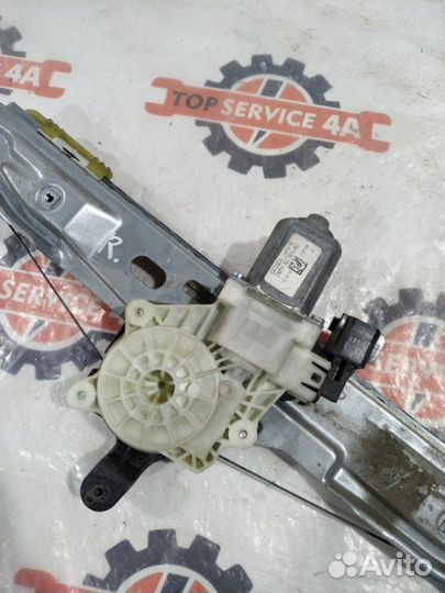 Стеклоподъемник двери задний правый Ford Focus CB8