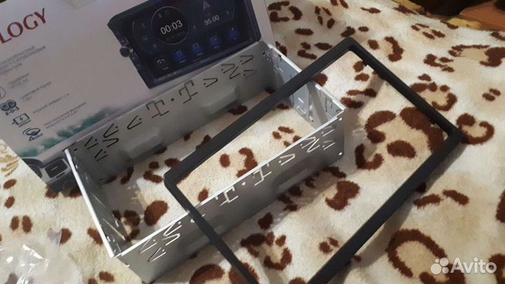 Рамка для автомагнитолы