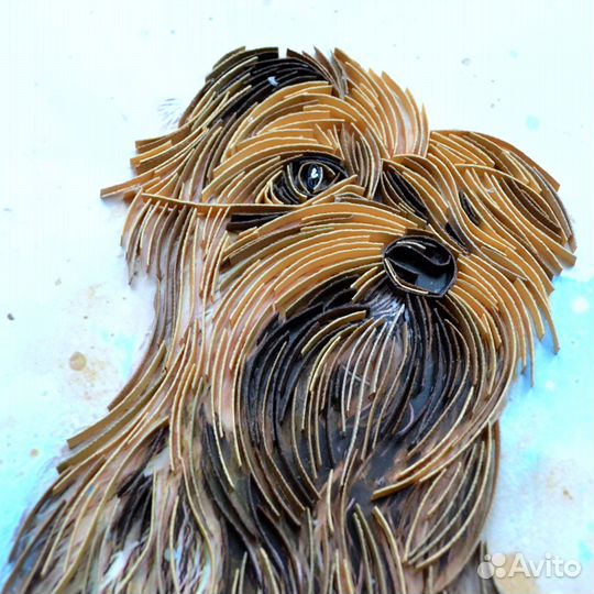 Картина ручной работы из бумажных полос