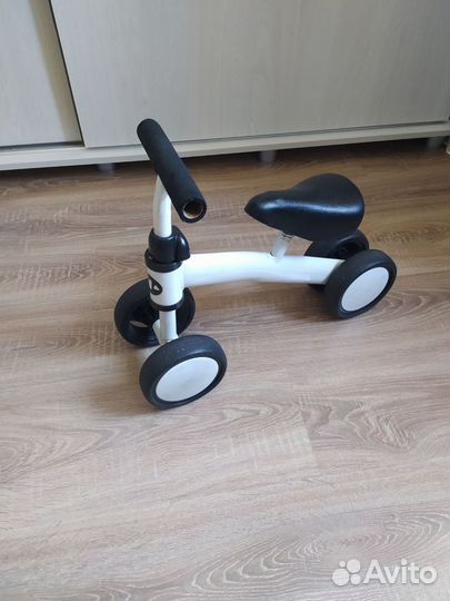 Беговел для малышей