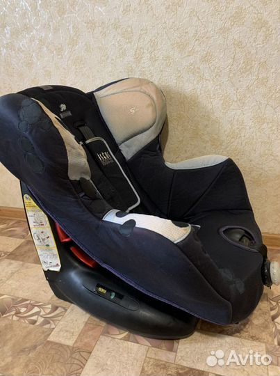 Автокресло Bebe Confort Iseos тт группы 1 (9-18 кг