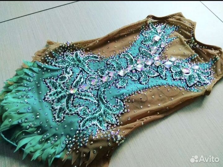 Купальник для художественной гимнастики