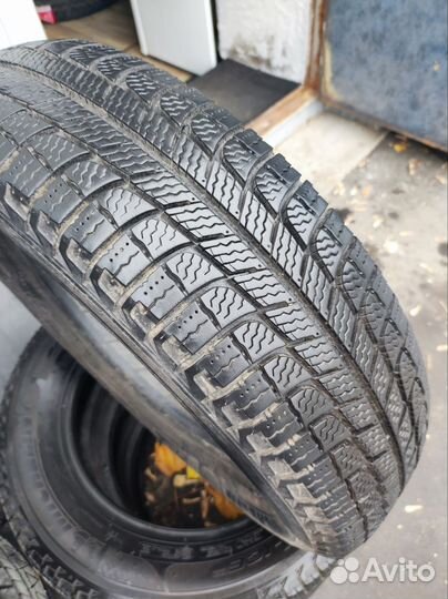 Michelin X-Ice North XIN2 165/70 R14 85T