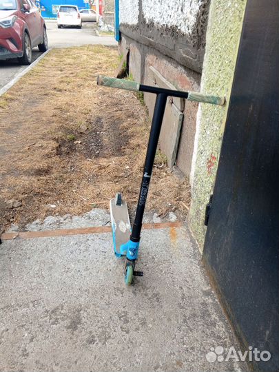 Трюковой самокат