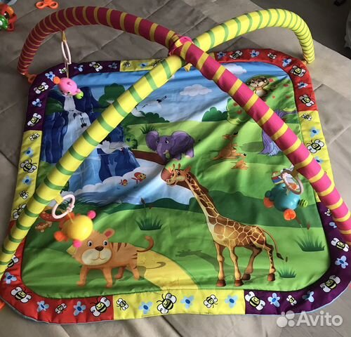 Развивающий коврик