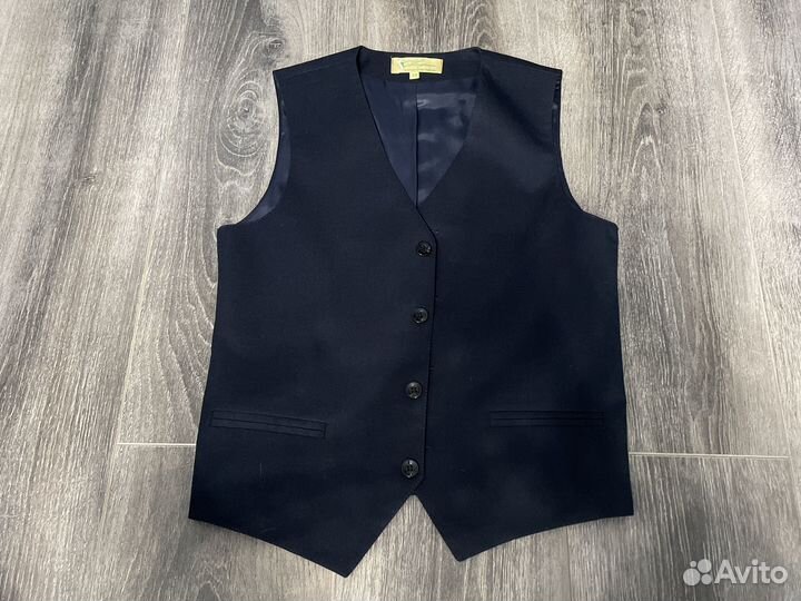 Жилет школьный для мальчика новый