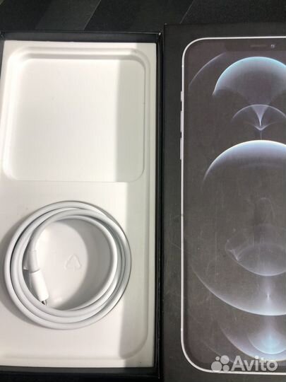 Кабель на iPhone оригинальный