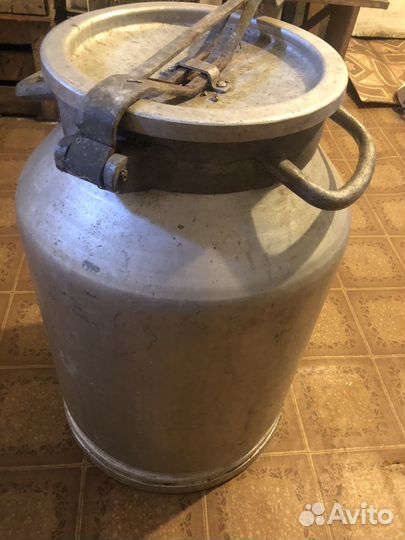 Молочный бидон