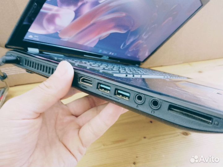 Ноутбук MSI CX70 i5-4210m 4x2.6GHz 8/128/300Gb