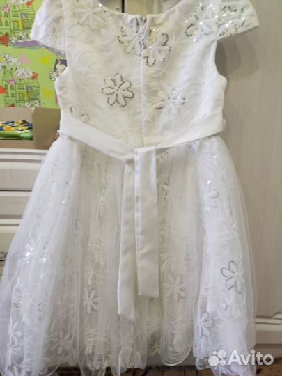 Платье нарядное для девочки