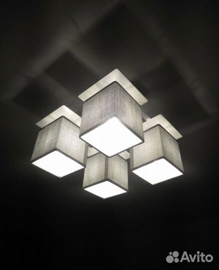 Люстра потолочная Escada 4 лампы, 15 м²