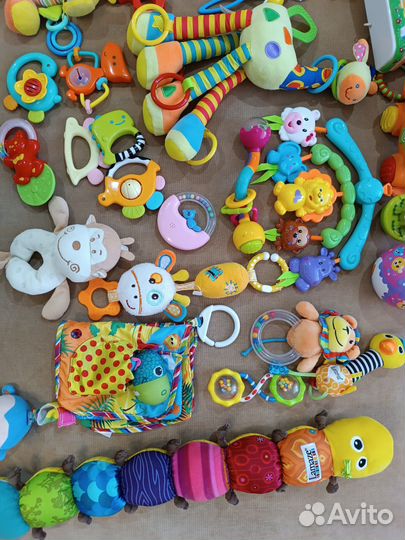 Детские игрушки пакетом до 1 года