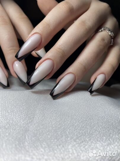 Наращивание ногтей