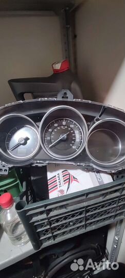 Панель приборов мазда