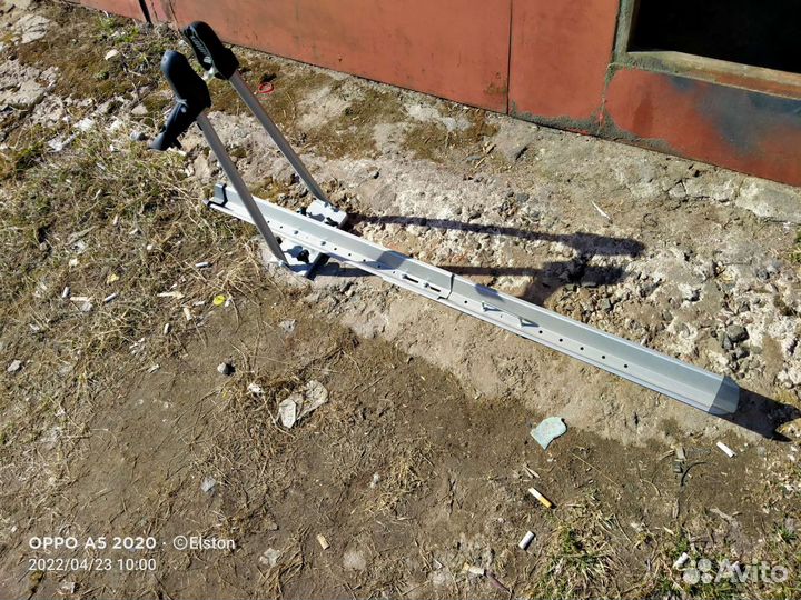 Багажник для перевозки велосипеда