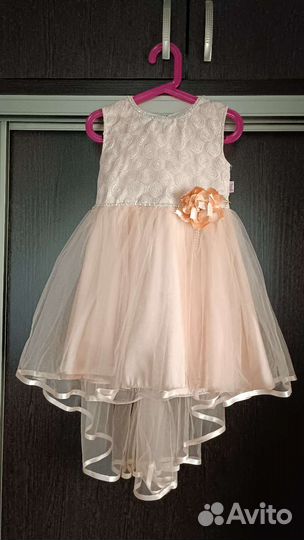 Детское нарядное платье 110