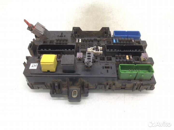 Блок предохранителей Opel Zafira B 1.8 I 2006