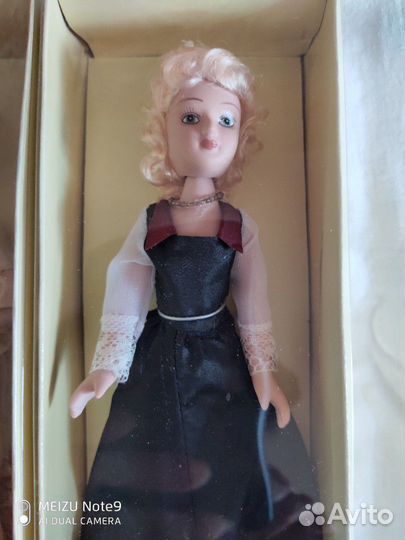 Куклы 8штук новые