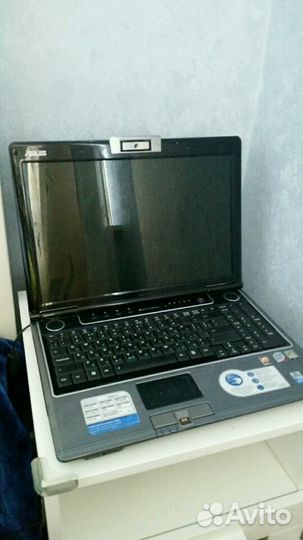 Ноутбук asus