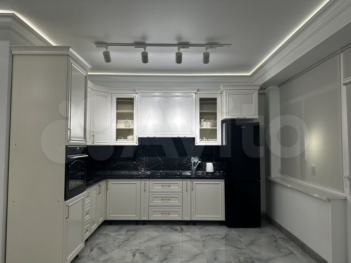 3-к. квартира, 103 м², 12/13 эт.