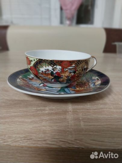 Фарфоровый чайный набор