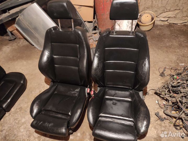 Сиденья рекаро golf 4