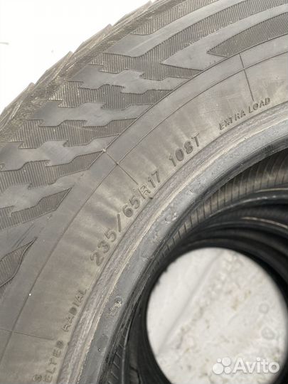 Yokohama Ice Guard Stud IG55 235/65 R17 108T