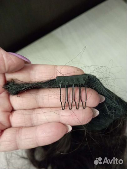 Волосы на заколках искусственные