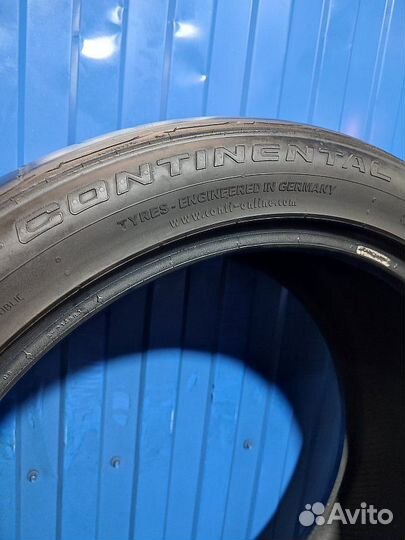 Continental ContiCrossContact UHP 295/40 R21