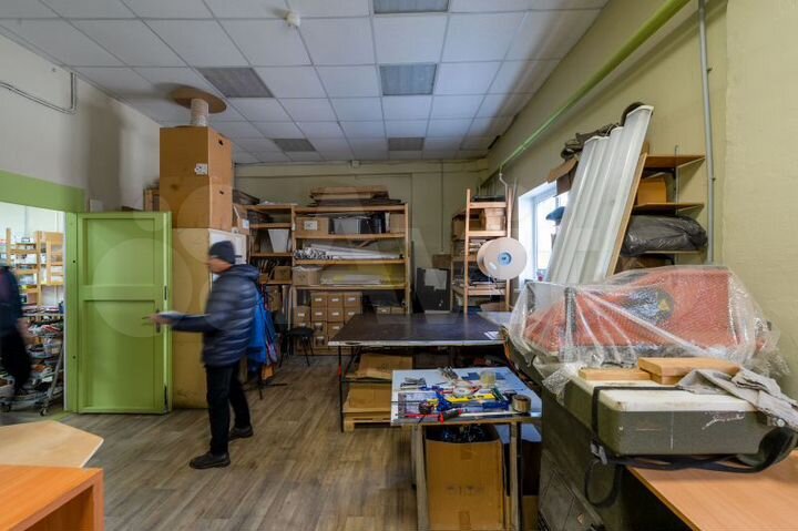 1954м² складской блок с офисами