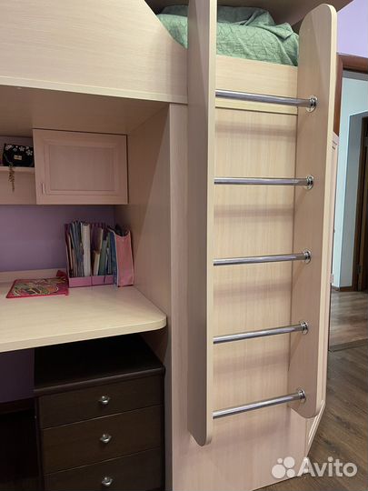 3 в 1 шкаф кровать стол