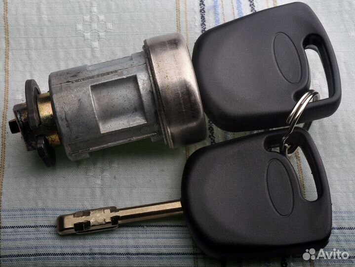 Личинка замка зажигания Ford Focus, Mondeo, Cougar