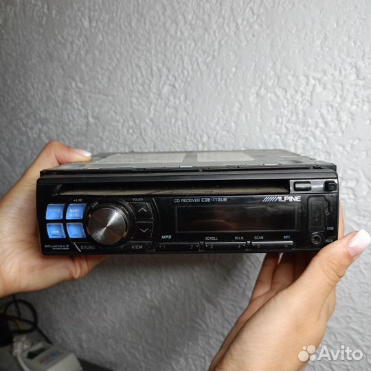 Автомагнитола alpine