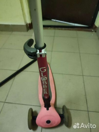 Самокат детский трехколесный бу+Шлем Abus Smile