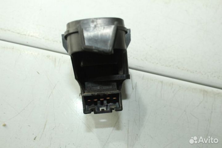 Кнопка стеклоподъемника honda inspire 97* UA2