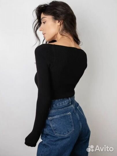 Кофта нарядная с длинным рукавом, вырезом