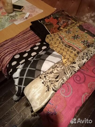 Платки,шарфы и палантины